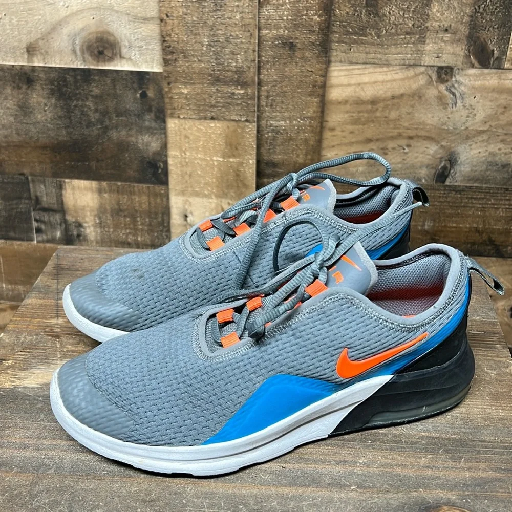 Nike Air Max Motion 2, Gray, Youth Size 7Y, AQ2741-014